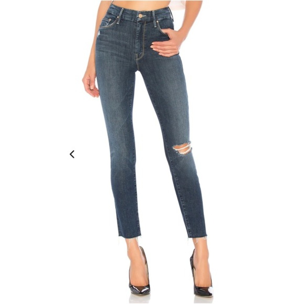 MOTHER Denim High Waisted Looker Ankle Fray Jean in Close to the Edge Women's 30